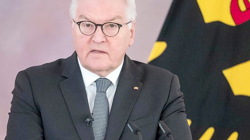 Frank-Walter Steinmeier wollte unter anderem in Krakau an der Trauerfeier für den im März 2020 gestorbenen polnischen Komponisten Krzysztof Penderecki teilnehmen. Foto: Bernd von Jutrczenka/dpa