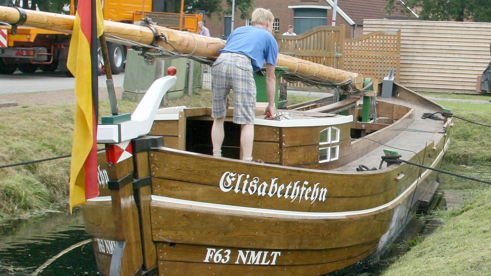 Das Muttschiff „Johanna“ wird in Zukunft in der alten Schleusenkammer der Schleuse Osterhausen auf dem Gelände des Museums liegen. Foto: Passmann