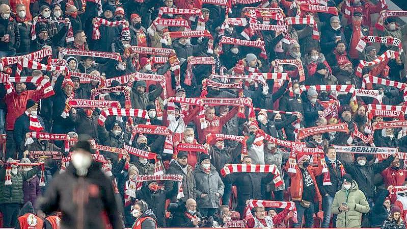 Beim Spiel gegen den 1. FC Köln wird das Stadion An der Alten Försterei unter voller Auslastung ausverkauft sein. Foto: Andreas Gora/dpa