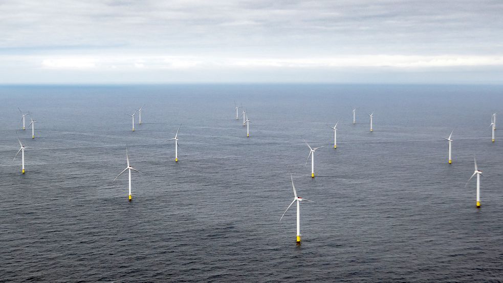 Auch der Offshore-Windpark „Race Bank“ in Großbritannien wird von Ørsted betrieben. Im Vereinigten Königreich und in Dänemark musste der Betreiber nach einem Unfall Sperrzonen verhängen lasse. Foto: Lawson/PA Wire/DPA