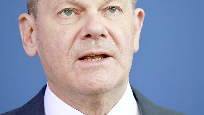 Bekannt für seine nüchternen Auftritte: Bundeskanzler Olaf Scholz. Foto: Hannibal Hanschke/AFP/dpa