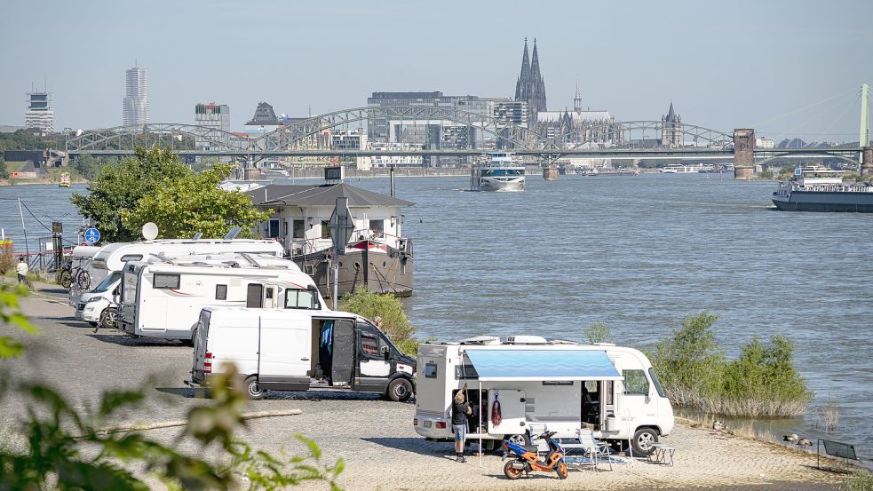 Für spontan Reisende bieten sich noch freie Plätze auf vielen Campingplätze auch in Deutschland an. Foto: imago-images/Jochen Tack