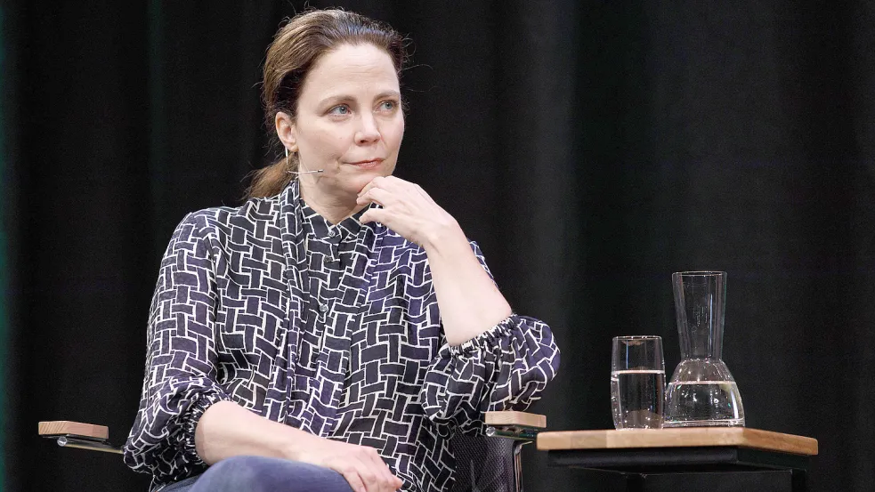 Thea Dorn moderiert eine U21-Ausgabe vom Literarischen Quartett. Foto: imago-images/C. Hardt/FutureImage