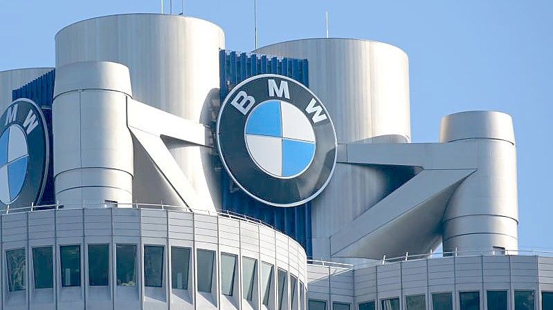 Der Firmensitz des Automobilherstellers BMW: „Die Renditeerwartungen für den 7er sind sehr gut“. Foto: Tobias Hase/dpa
