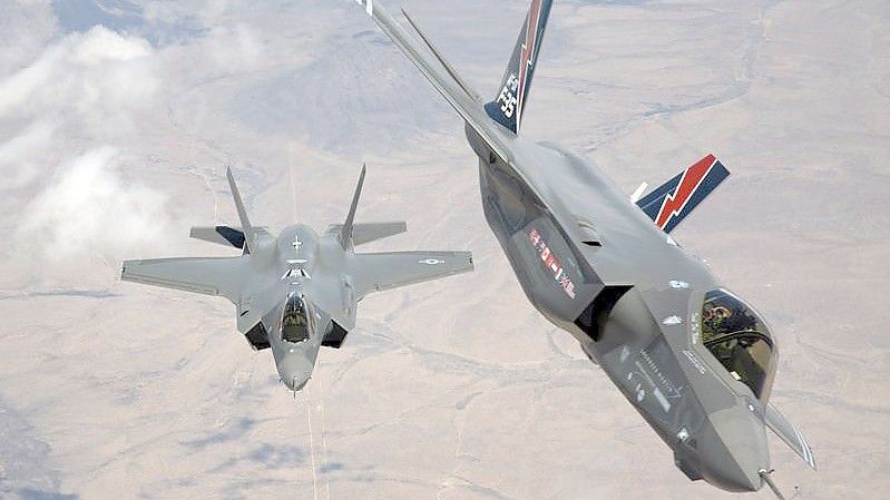 Unangefochtener Spitzenreiter bei den Rüstungsausgaben bleiben die USA mit mehr als 800 Milliarden Dollar. Foto: Tom Reynolds/LOCKHEED MARTIN AERONAUTICS/dpa