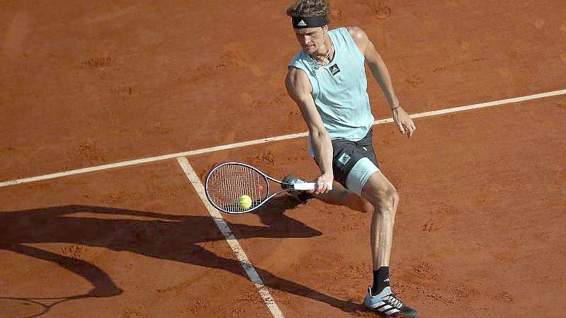 Tennis-Olympiasieger Alexander Zverev hatte einen schwierigen Saisonstart. Foto: Daniel Cole/AP/dpa