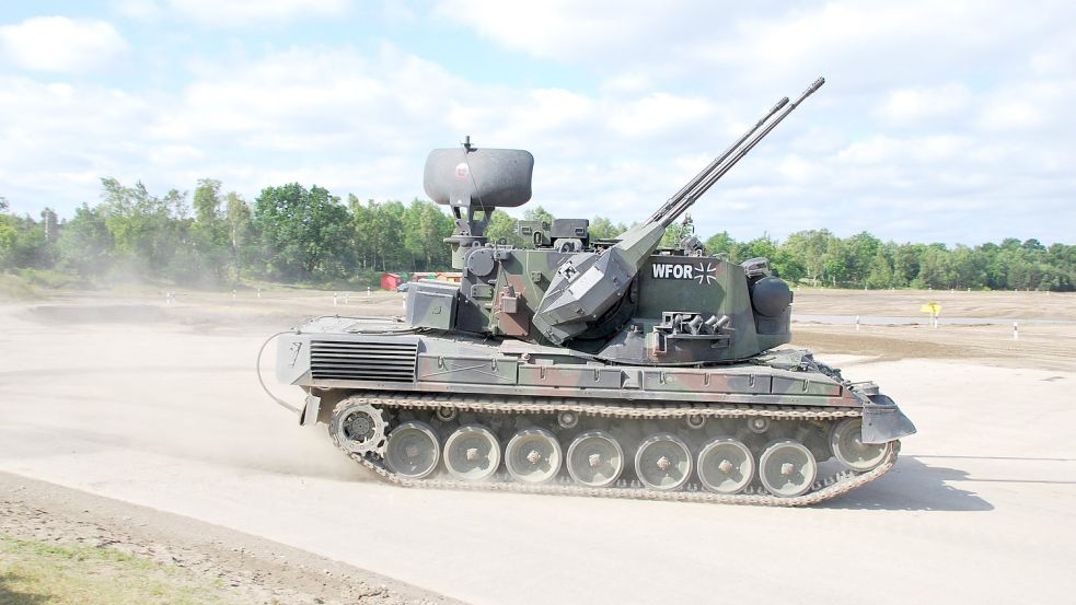 Die Regierung erlaubt der Industrie die Lieferung von Flugabwehrpanzern des Typs Gepard an die Ukraine. Foto: IMAGO/Sven Eckelkamp