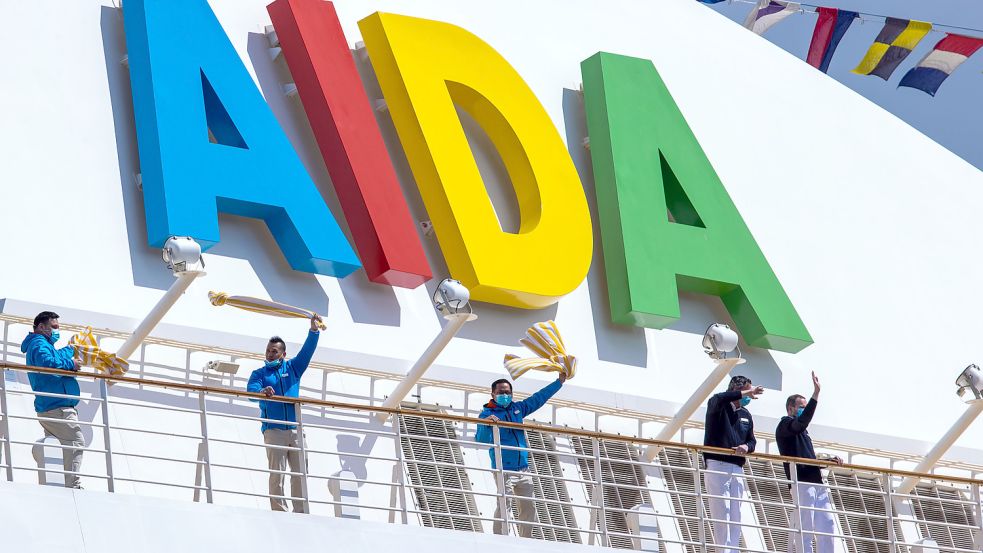 Aida begrüßt seine Kreuzfahrt-Gäste bald wieder ohne Nasenstäbchen und Rachenabstrich. Foto: Jens Büttner/dpa