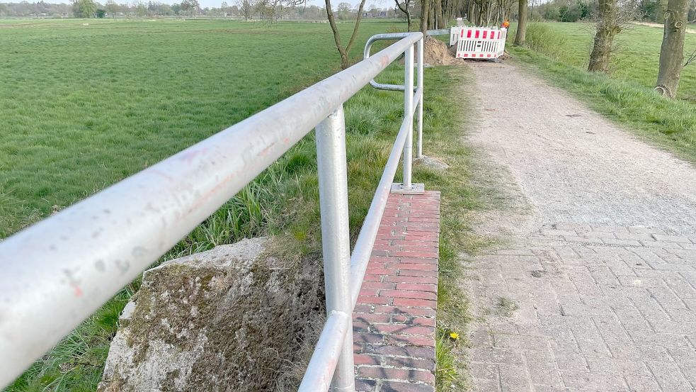 Anfang Mai soll die Brücke abgerissen werden. Fotos: Hellmers