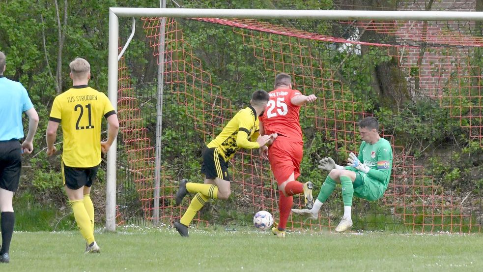 In dieser Szene erzielt Jeff Dorn den 3:0-Endstand. Foto: Lohmann