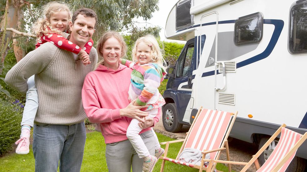 Campingurlaub mit der Familie ist oftmals ein unvergessliches Erlebnis. (Symbolfoto) Foto: imago-images/Shotshop