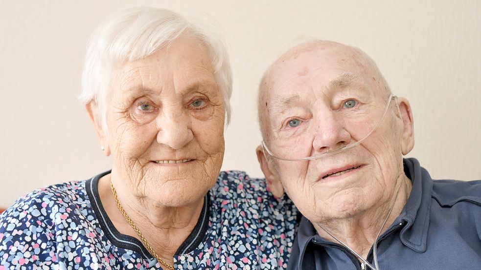 Jurine und Theo Bruns sind seit 65 Jahren glücklich verheiratet. Foto: Stromann
