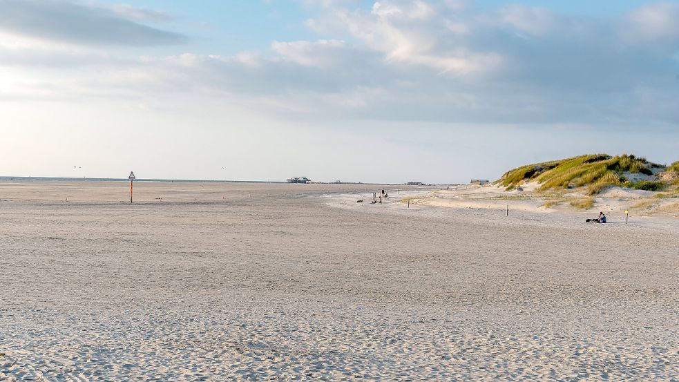 Sankt Peter Ording ist ein beliebtes Ziel für Strandurlaub an der Nordsee. Foto: imago-images/Eibner