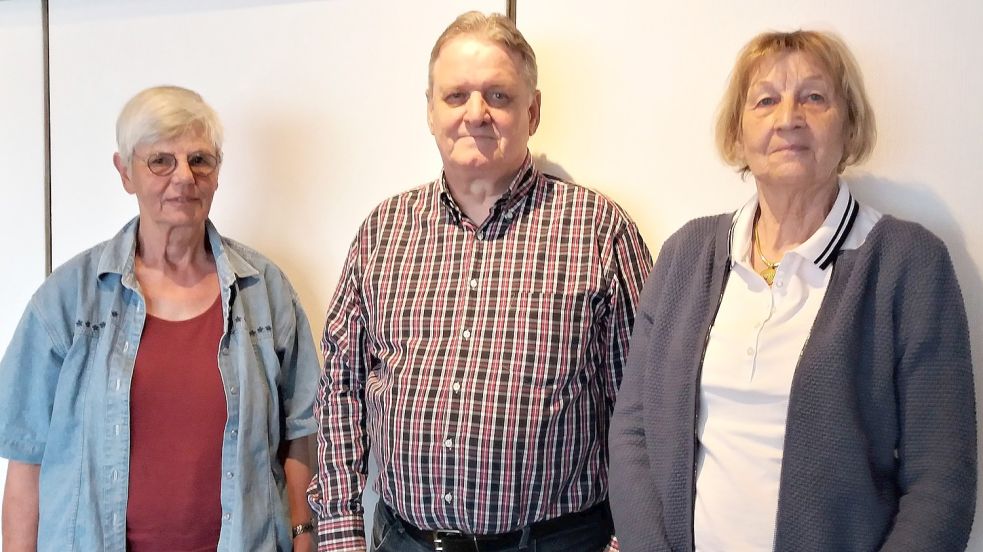 Der neue geschäftsführende Vorstand des Seniorenbeirates Rhauderfehn (von links): Angela Block, Achim Schneider und Griet Luikenga-Gerdes. Foto: Furch