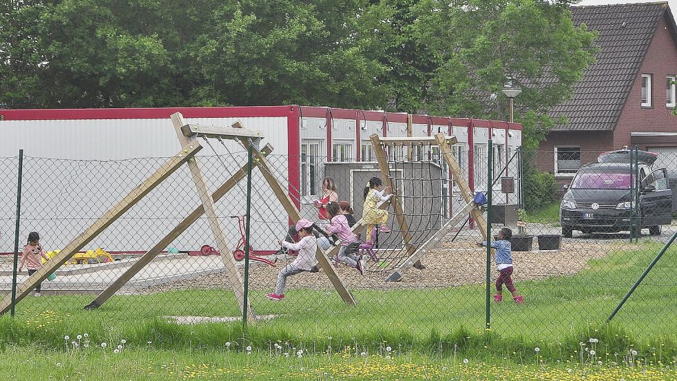 Der Container-Kindergarten an der Breslauer Straße bleibt ein weiteres Jahr. Foto: Wolters