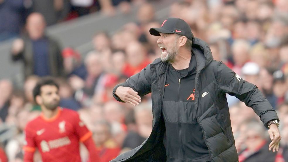 Liverpools Trainer Jürgen Klopp verpasst mit seiner Mannschaft die englische Meisterschaft. Foto: Jon Super/AP/dpa