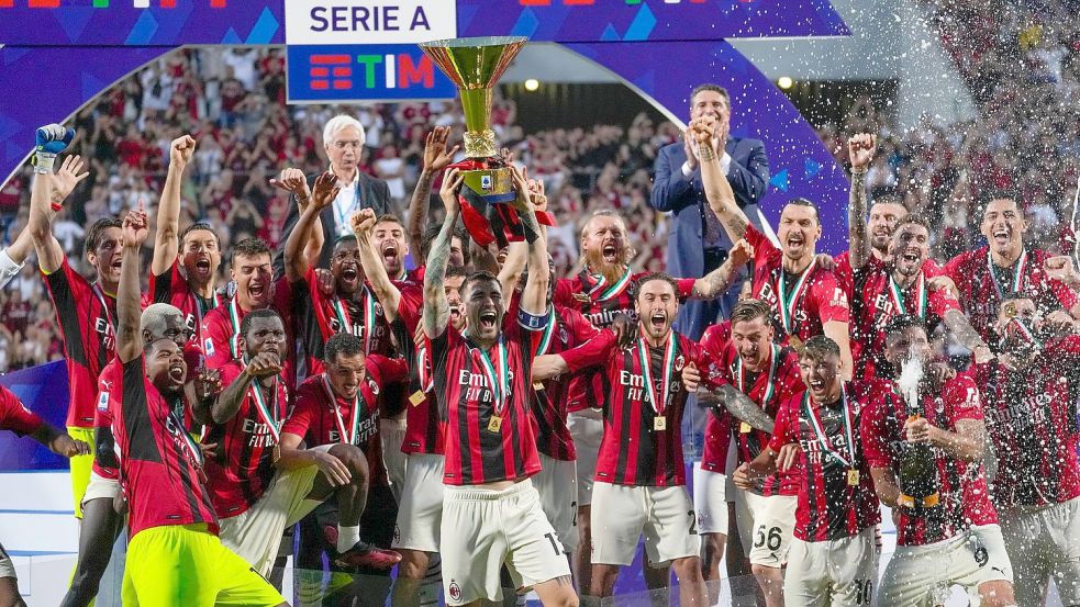 Der AC Mailand gewinnt die italienische Meisterschaft. Foto: Antonio Calanni/AP/dpa