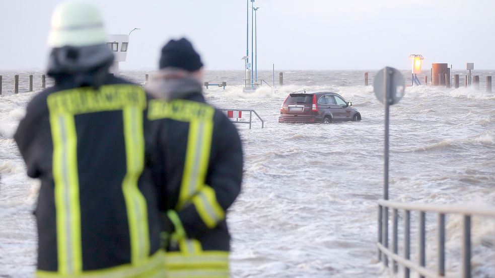 Sturmfluten und der Anstieg des Meeresspiegels sind für Nordseebewohner wichtige Themen. Dieses Bild entstand im vergangenen Jahr in Dagebüll, an der Küste Schleswig-Holsteins. Bild: Marks/dpa