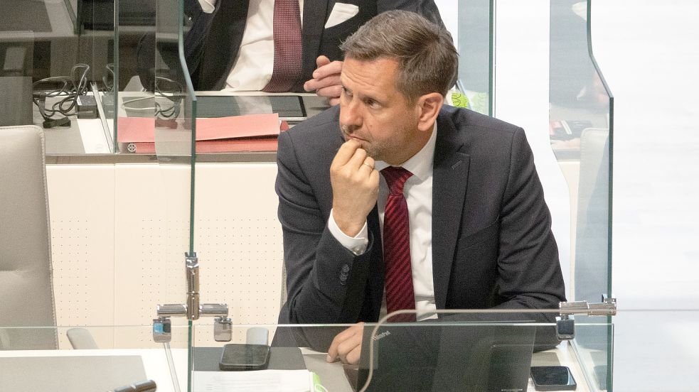 Steht in der Kritik: Niedersachsens Umweltminister Olaf Lies (SPD). Foto: Mia Bucher/dpa