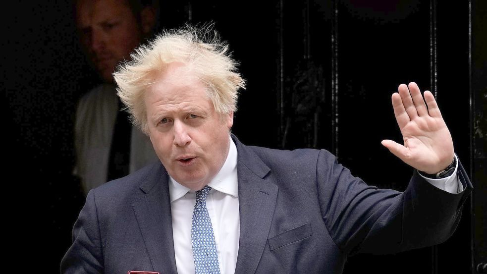 Auf 37 Seiten eines Untersuchungsberichts kann Premierminister Boris Johnson nun die „Partygate“-Vorwürfe gegen ihn und seine Regierung nachlesen. Foto: Matt Dunham/AP/dpa