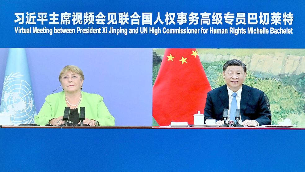 Der chinesische Präsident Xi Jinping in einem virtuellen Meeting mit UN-UN-Menschenrechtskommissarin Michelle Bachelet. Foto: imago-images/Xinhua