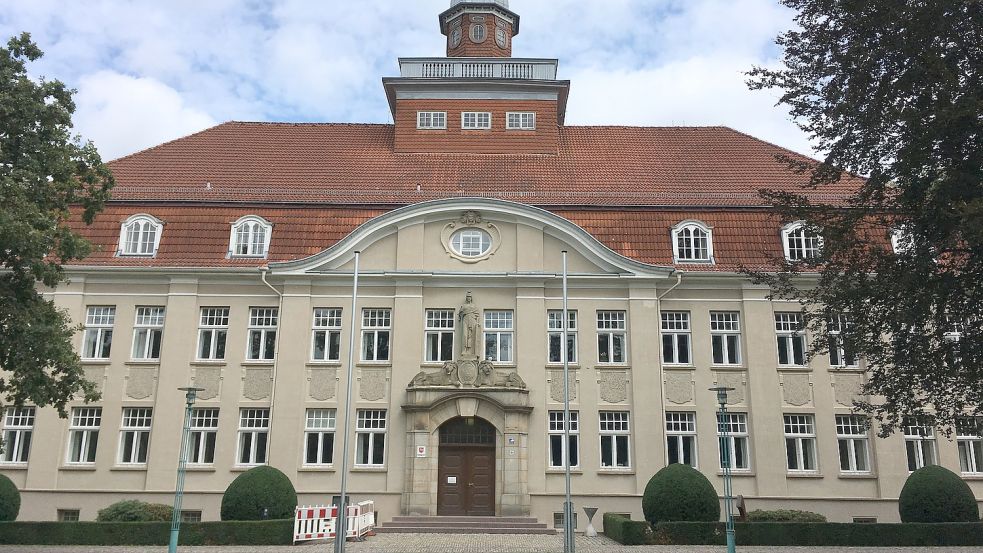 Vor dem Amtsgericht in Cloppenburg ist ein 17-jähriger Barßeler verurteilt worden. Archivfoto: Höffmann