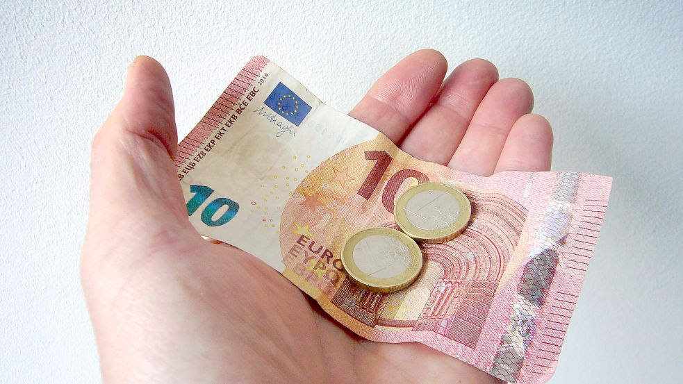 Der Mindestlohn wird auf zwölf Euro steigen. Foto: imago images/Sven Simon (Symbolbild)