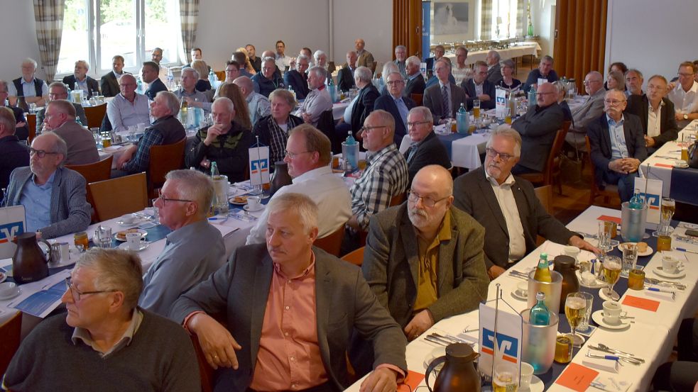 Rund 130 Vertreter und Gäste kamen zur Versammlung in das Hotel Meyerhoff in Holterfehn.