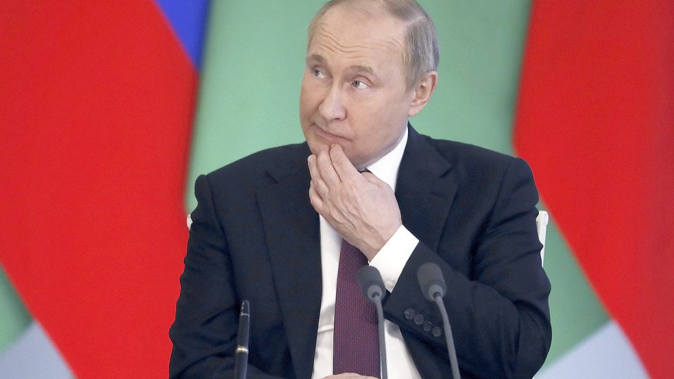 Bereits seit längerem wird über den Gesundheitszustand von Wladimir Putin spekuliert. Foto: dpa/POOL EPA/AP/Yury Kochetkov