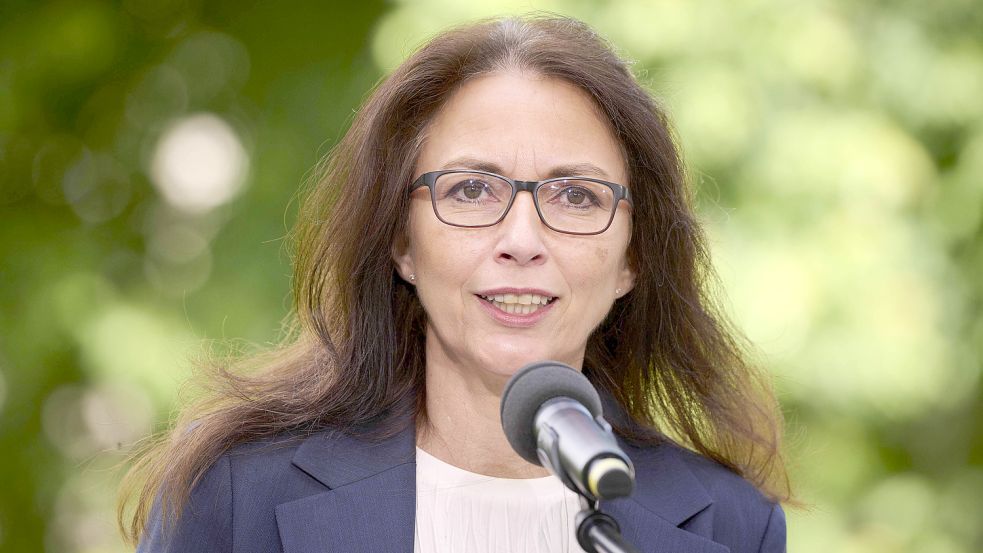 Drängt angesichts der hohen Inflation auf weitere Entlastungen für Verbraucher: DGB-Chefin Yasmin Fahimi. Foto: IMAGO/Christian Spicker