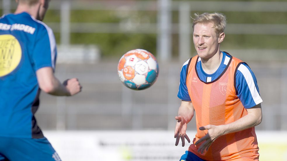 Nick Köster (rechts) bringt eine Menge Viertliga-Erfahrung mit nach Emden.