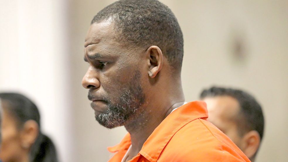 Dem US-Sänger R. Kelly droht eine lange Haftstrafe. Foto: Antonio Perez/Pool Chicago Tribune/AP/dpa
