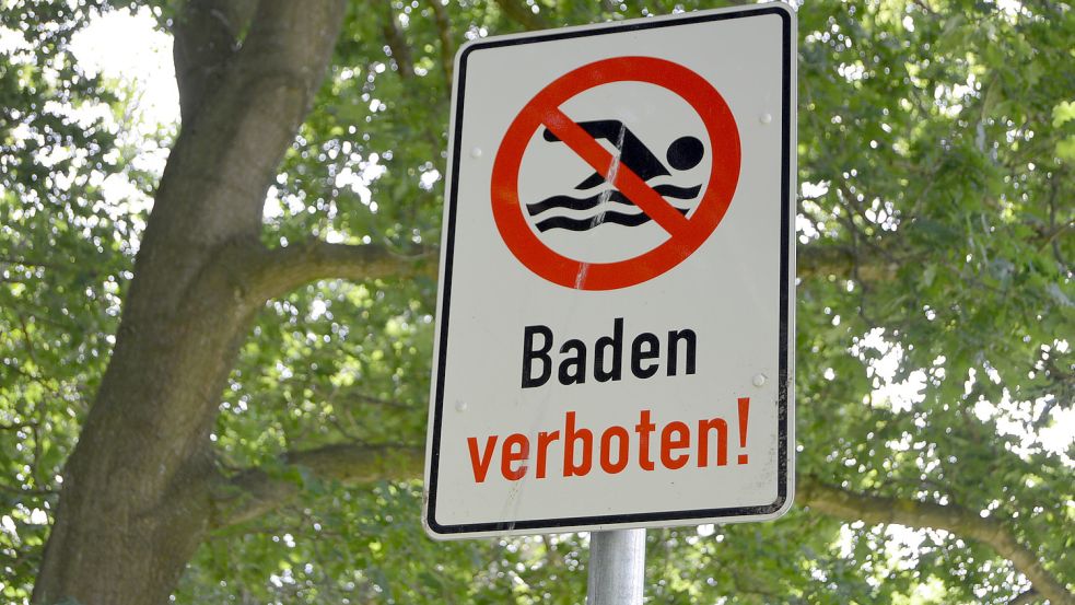 Am Hahnentanger See ist Baden verboten und wird es auch wohl bleiben. Foto: Weers