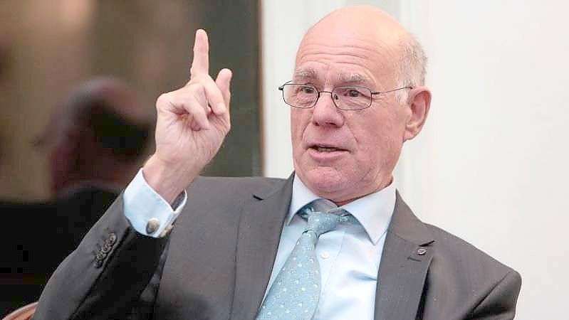 Vorsicht beim Begriff der „Zeitenwende“, sagt der frühere Bundestagspräsident Norbert Lammert im Interview mit unserer Redaktion. Foto: Imago/allefarben-foto