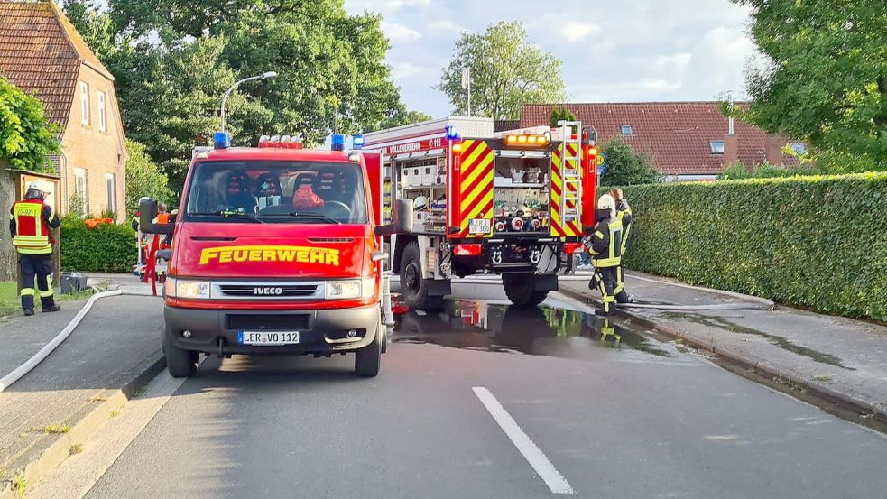 Die Einsatzkräfte der Feuerwehren war schnell vor Ort. Schnell stellte sich heraus, dass es eine Übung war. Foto: Bruns/Feuerwehr