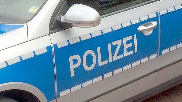 Die Polizei bittet Zeugen, sich zu melden.