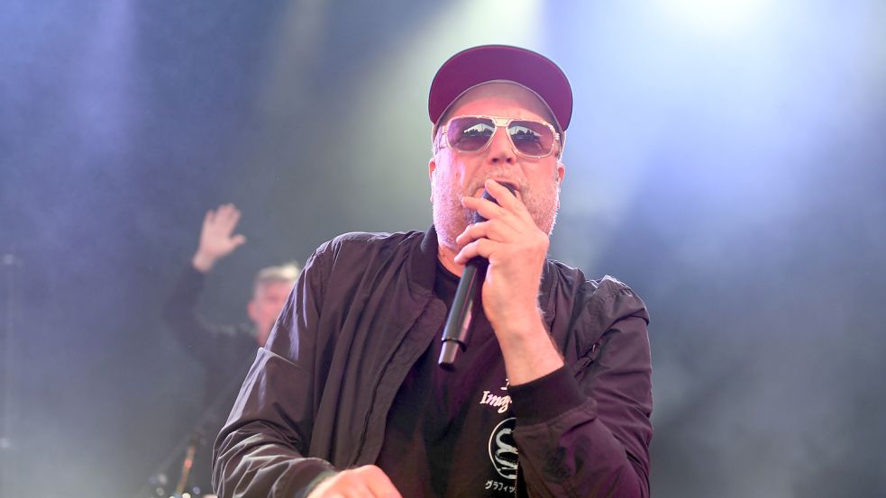 Der Hip-Hopper von „Die Fantastischen Vier“, Mikrofonprofessor Michael Schmidt alias Smudo, freut sich auf den Arbeitseinsatz auf seiner Ferieninsel Sylt. Foto: Felix Hörhager