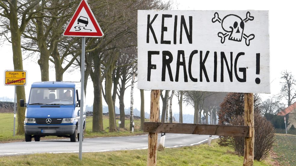 Rund 95 Prozent des deutschen Erdgases werden in Niedersachsen gefördert. Wäre da auch Fracking eine Option? Foto: Holger Hollemann/dpa