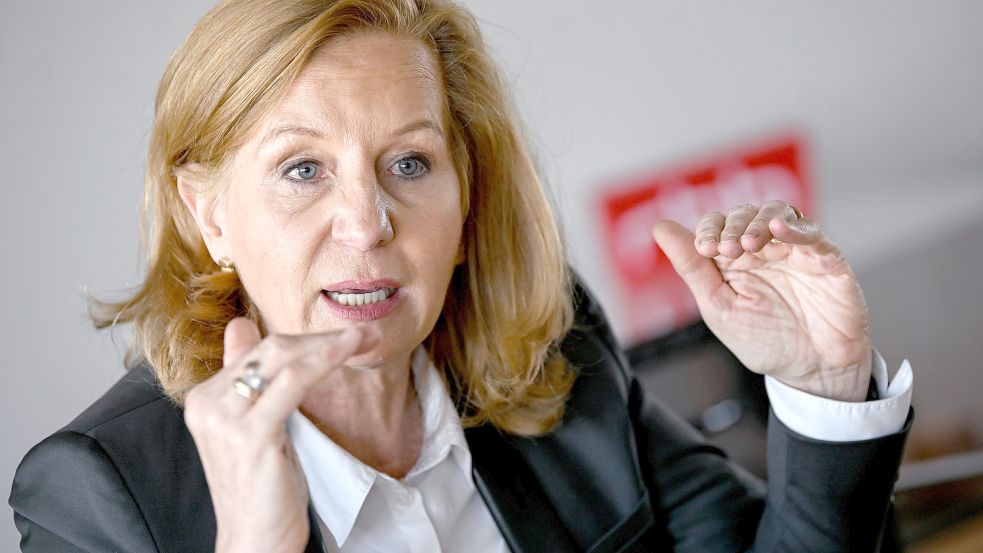 RBB-Intendantin Patricia Schlesinger steht auch nach ihren Antworten weiter massiv in der Kritik. Foto: Britta Pedersen