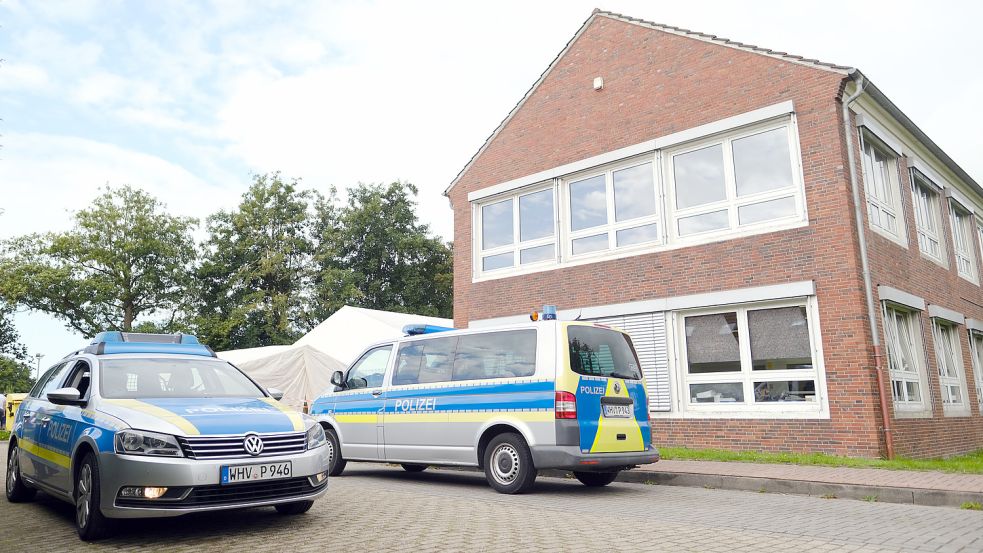 Das Friesländer Impfzentrum wurde bundesweit bekannt, weil eine Krankenschwester Spritzen für Corona-Impfungen mit zu wenig Impfstoff aufgezogen hat. Jetzt steht die Gerichtsverhandlung an. Foto: Hibbeler/dpa