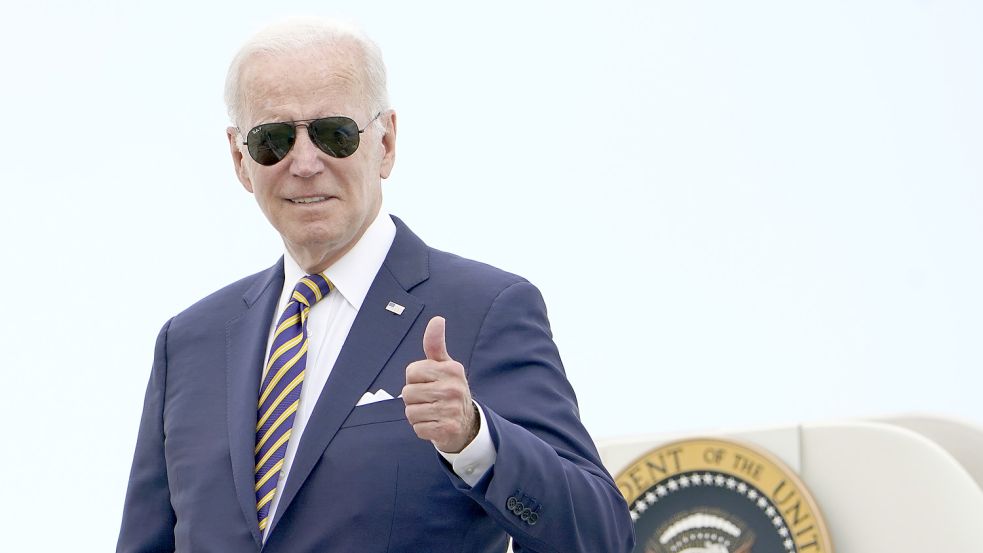 Endlich mal wieder gute Nachrichten: US-Präsident Joe Biden ist es gelungen, ein umstrittenes Gesetzesvorhaben durch Parlament zu bringen. Foto: picture alliance/dpa/AP