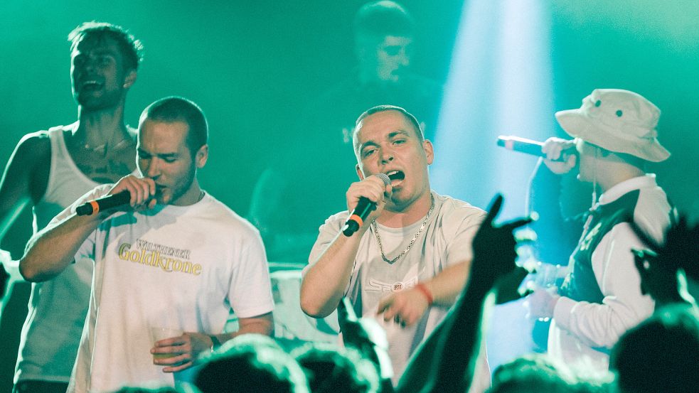 Skoob, Duke, Addikt und Chapo (von links) genossen ihr Heimspiel im Leeraner Zollhaus. Foto Sebastian Arlt