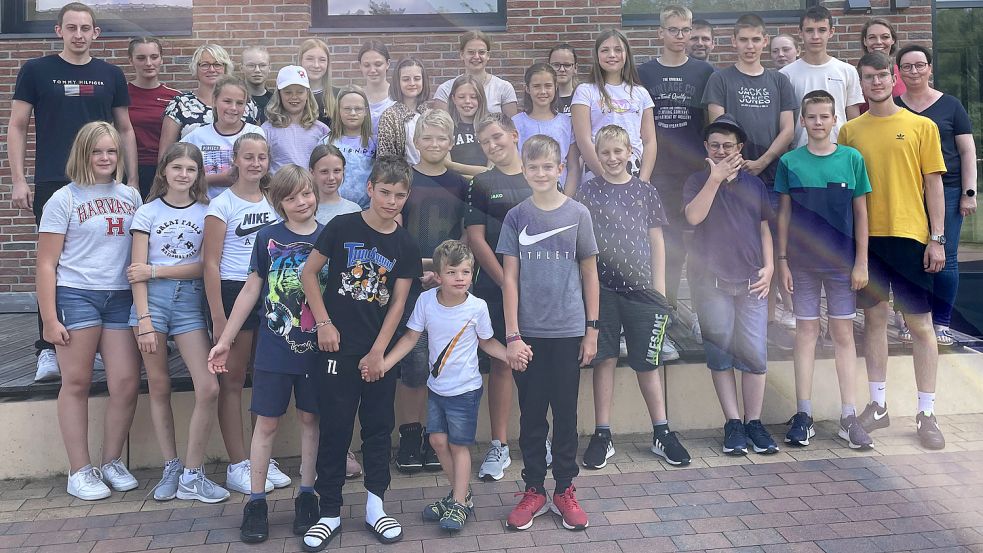 Die Saterländer Messdienergruppe beim Jugendhof in Vechta. Dort hatten die Jugendlichen am letzten Ferienwochenende viel Spaß miteinander. Foto: privat