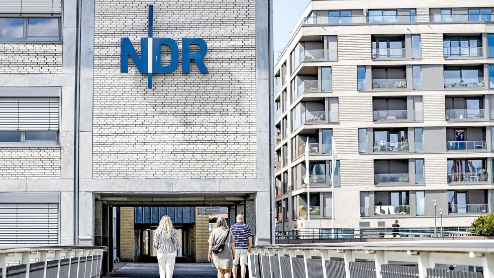 Derzeit selbst in den Schlagzeilen: Das NDR-Landesfunkhaus Schleswig-Holstein Foto: Axel Heimken