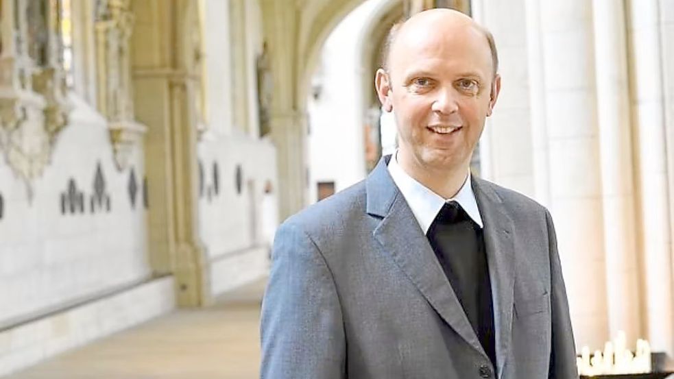 Als Offizial leitete Kurt Schulte das Offizialat, das Münsteraner Kirchengericht. Der Schwerpunkt der Tätigkeit des Offizialats liegt auf der Durchführung der Verfahren zur Auflösung kirchlich geschlossener Ehen. Foto: DPA