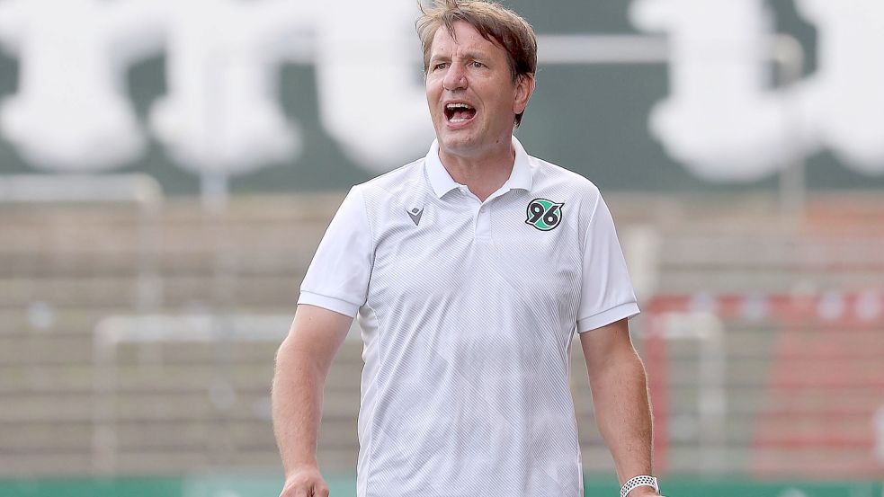 Ex-Spieler und Profi-Trainer Daniel Stendel coacht seit dieser Spielzeit wieder Hannover 96 II. Foto: Imago