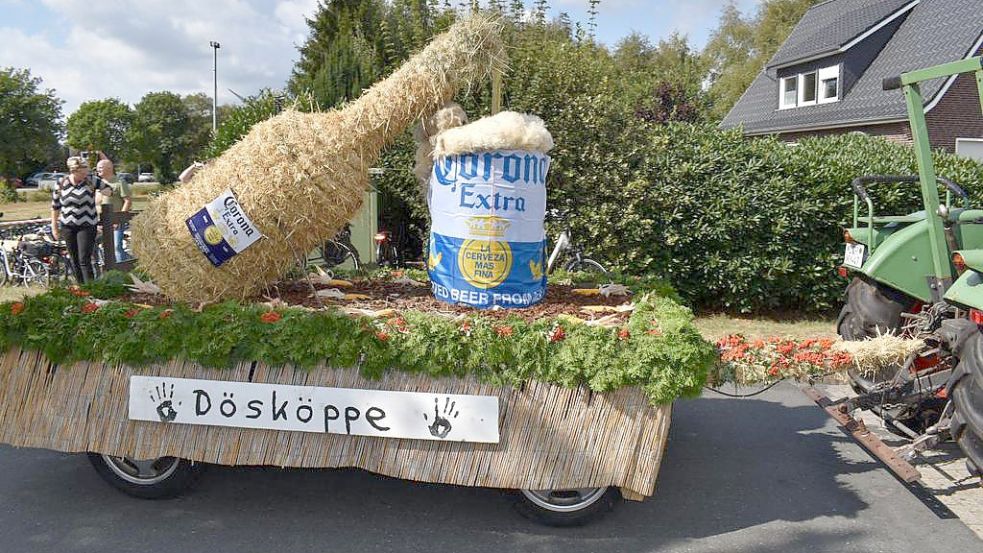 Der Ernteumzug ist gestartet. Foto: Zein