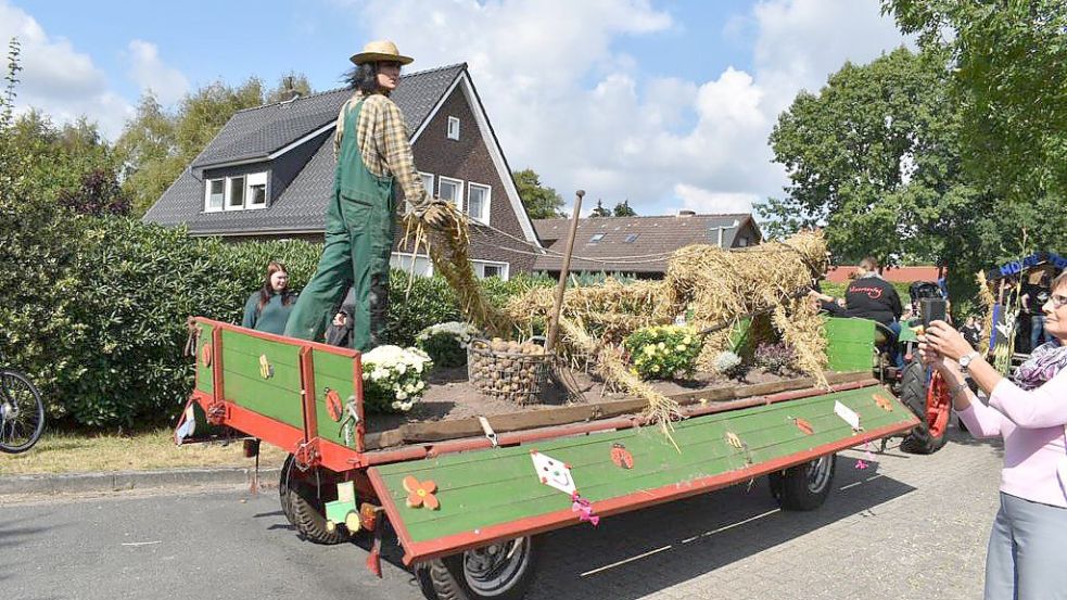 Der Ernteumzug ist gestartet. Foto: Zein