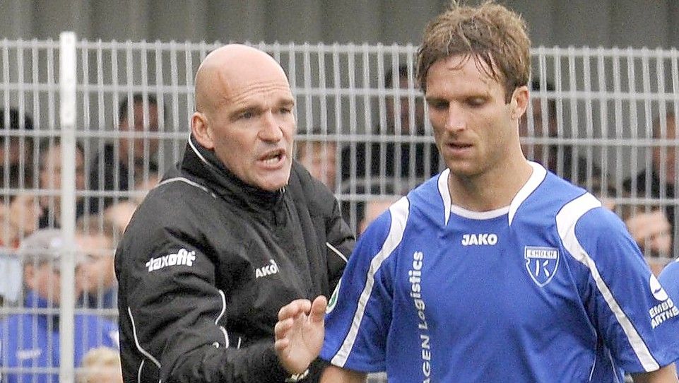 Damals ein Team, heute Gegner: Trainer Stefan Emmerling und Markus Unger. Foto: Wilken/Imago