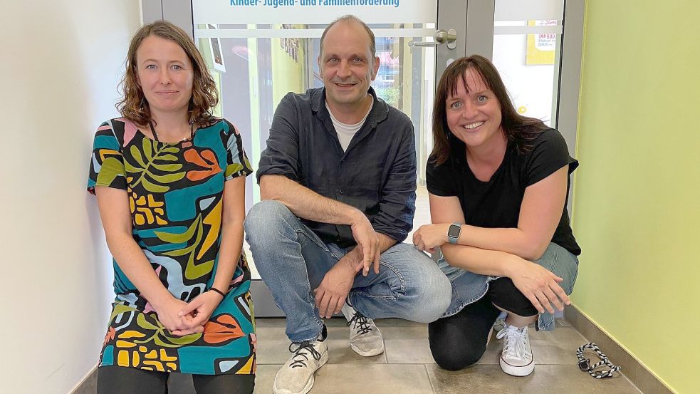 Anne Miksiunas (rechts) übernimmt mit Alina Egger und Werner Hoffmann die Jugendarbeit in Bunde. Foto: Archiv